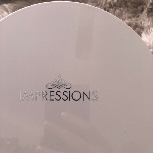 LED Hand Mirror - Picture 2 of 4